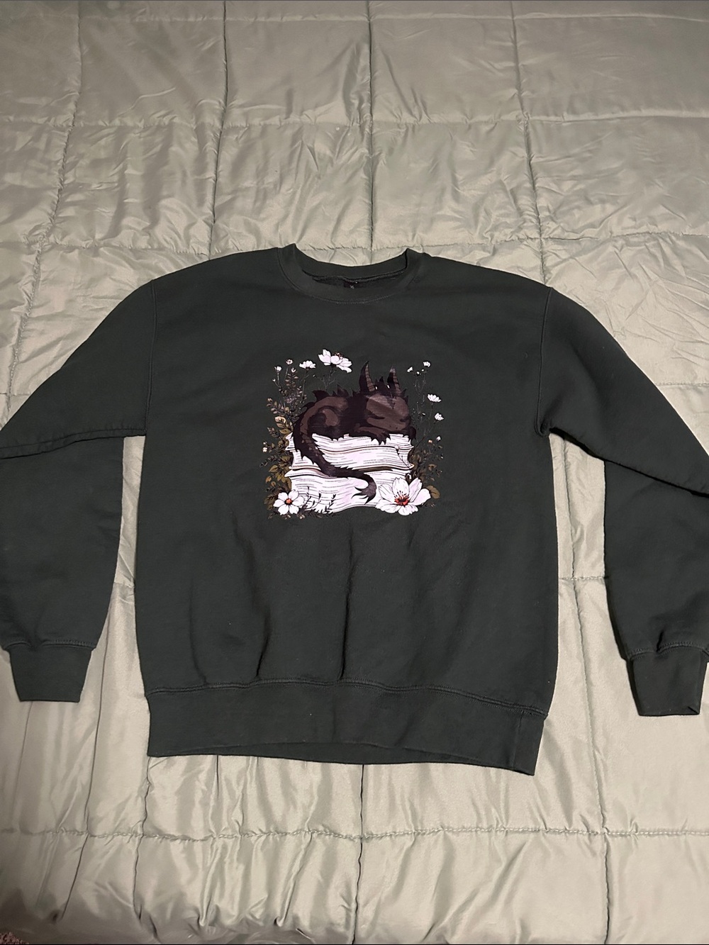 Gildan Black Crewneck Sweatshirt with Floral Cat Illustration